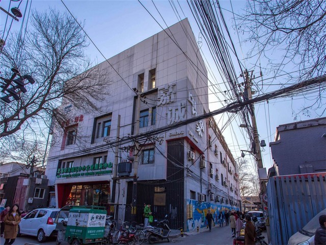 汕头电动液压手术床价钱